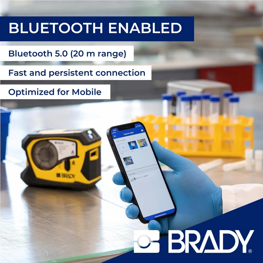 Brady Stampante per etichette M211-KIT-EU-UK-US - Set completo portatile con M211, cartuccia M21-750-499, custodia rigida, clip per cintura, cavo EU/UK/US e alimentazione